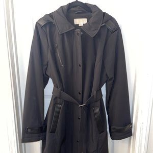 ‼️SOLD‼️Michael Kors Women’s Trench Style Rain Coat Size XL